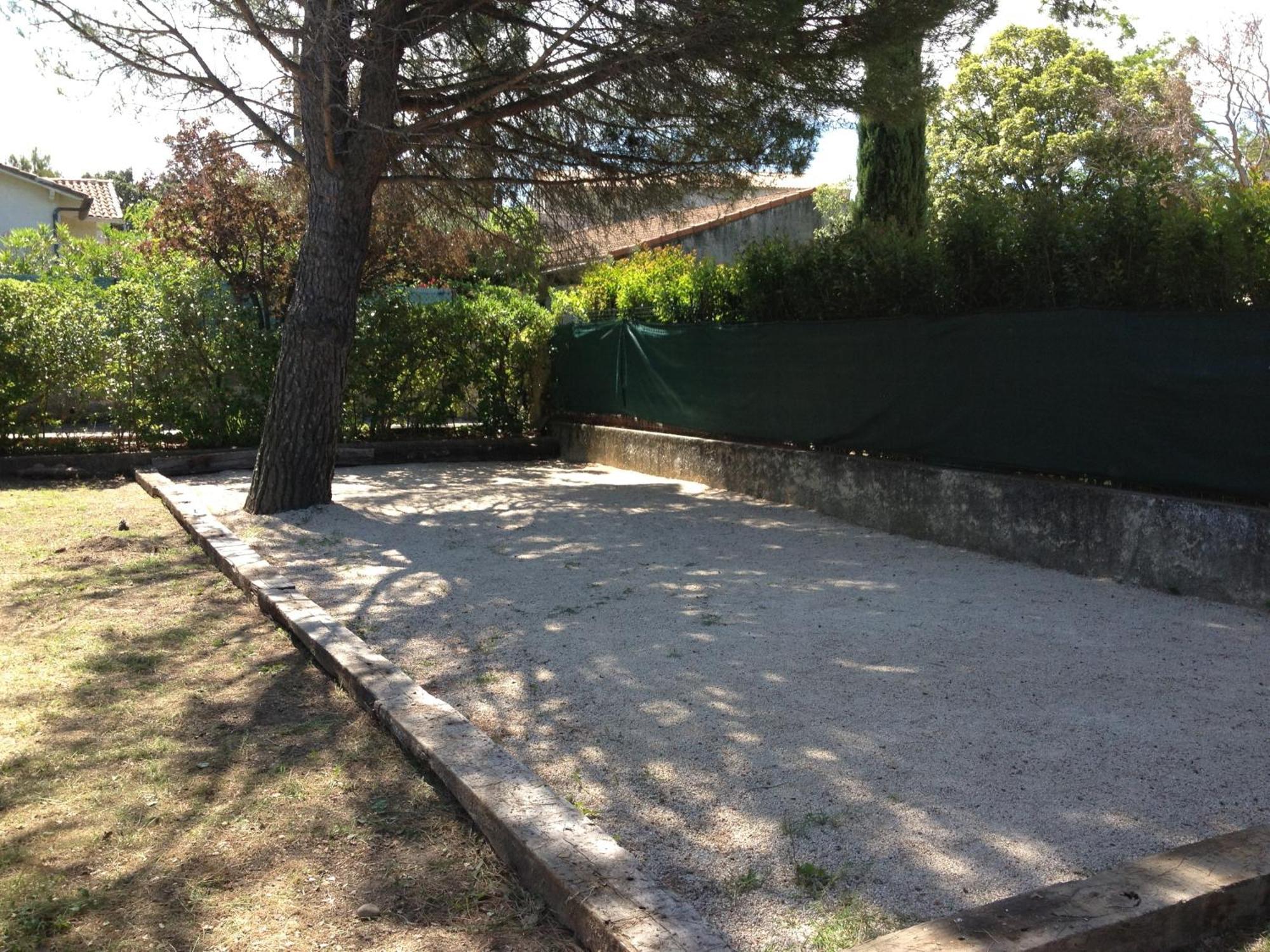 Le Petit Manoir Logis Hotel Les Angles  ภายนอก รูปภาพ